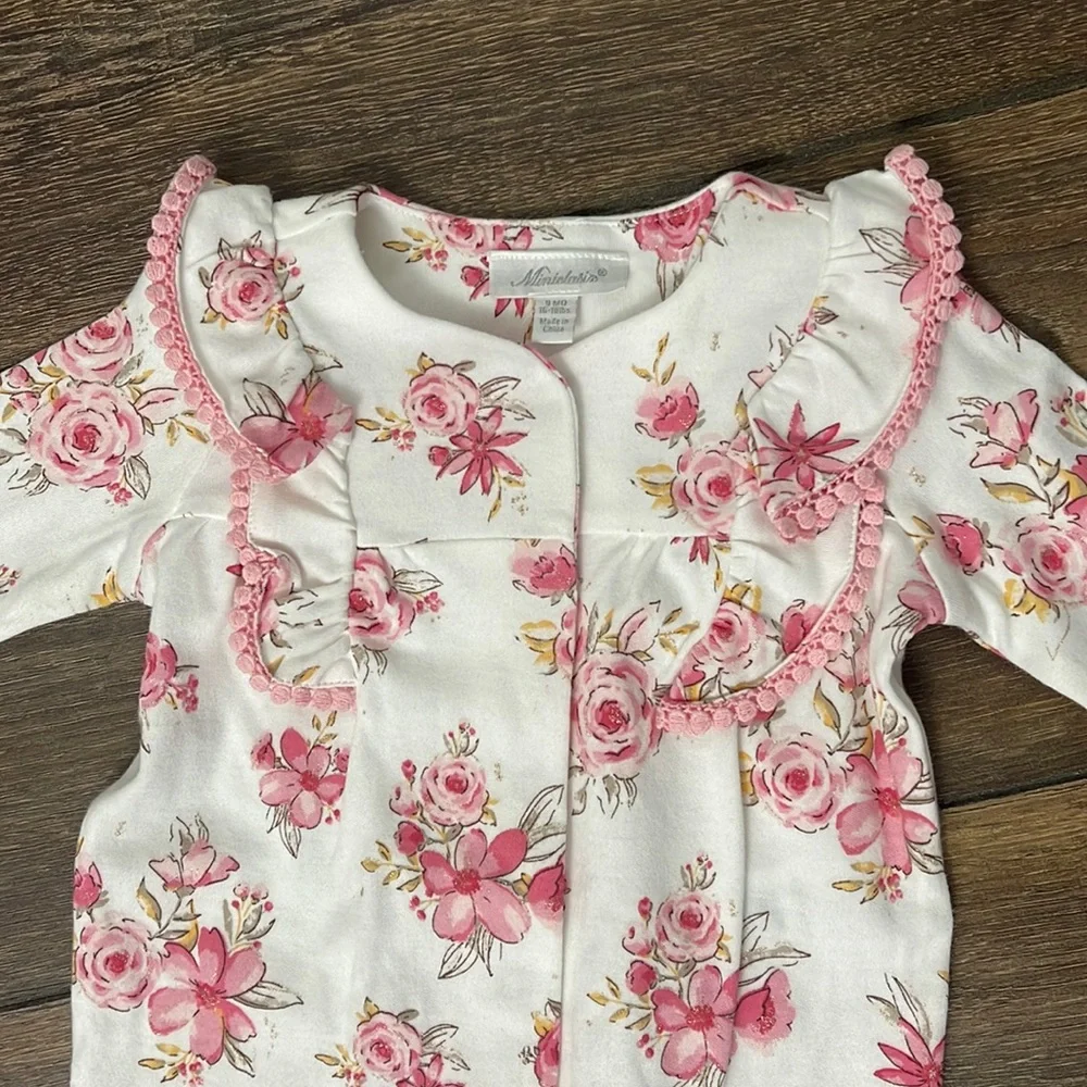 Miniclasix Footed Onesie, Size 9 Months